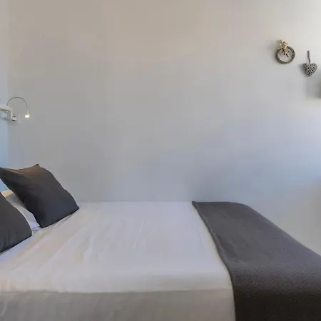 Classic Topfloor By Lovelystay Lejlighed Lisboa