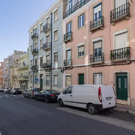 Апартаменты Classic Topfloor By Lovelystay *