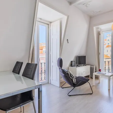 Appartement Classic Topfloor By Lovelystay Lisboa