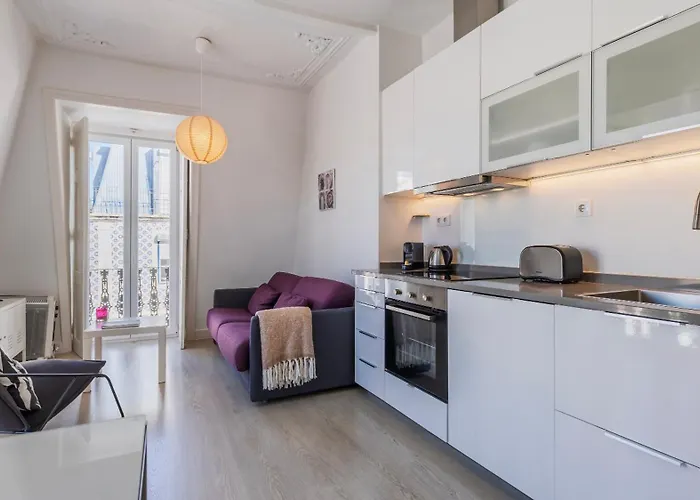 Classic Topfloor By Lovelystay * Lisbon